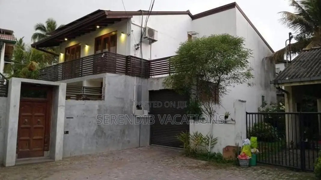 House For Sale in Pelawatte