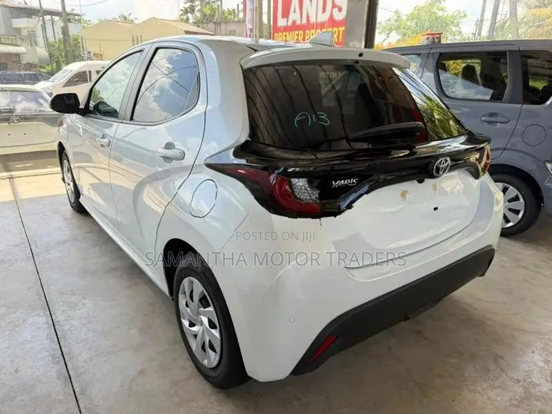 Toyota Yaris X Grade leather seat 2025