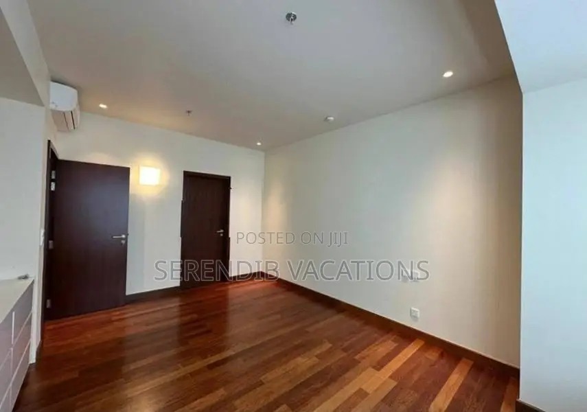 Apartment For Sale in Cinnamon Life Colombo 01