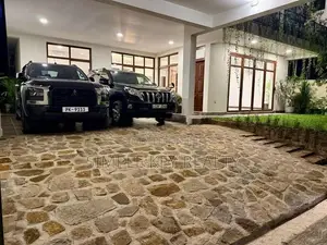 Thalawathugoda Brand New Luxurious Residence For Sale
