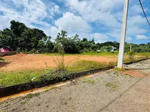 කහතුඩුවට ආසන්නව ඉඩමක් විකිණීමට - Piliyandala Kahathuduwa