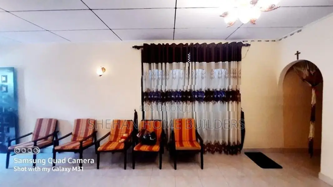 Modern Single storey house for sale in Kandana