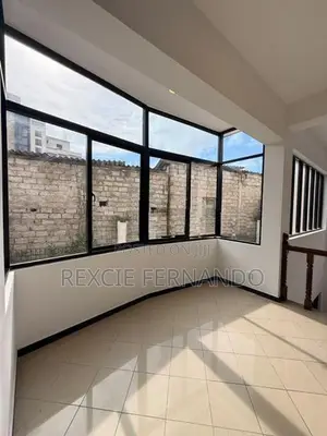 3 story building