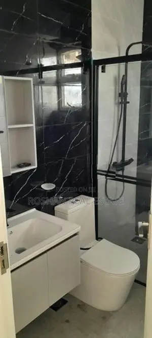 MODERN APARTMENT FOR SALE MOUNT LAVINIA BA3082