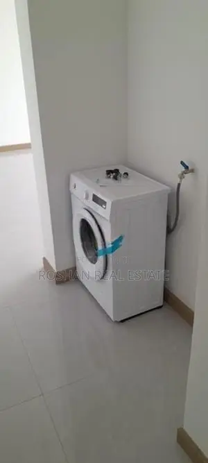 MODERN APARTMENT FOR SALE MOUNT LAVINIA BA3082