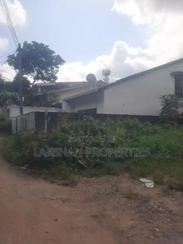 Land For Sale In Kohuwala