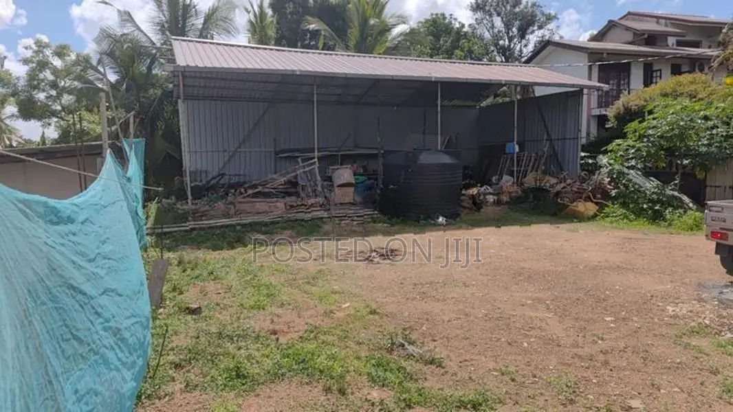 Prime Commercial Hardware Land for Sale Pannipitiya