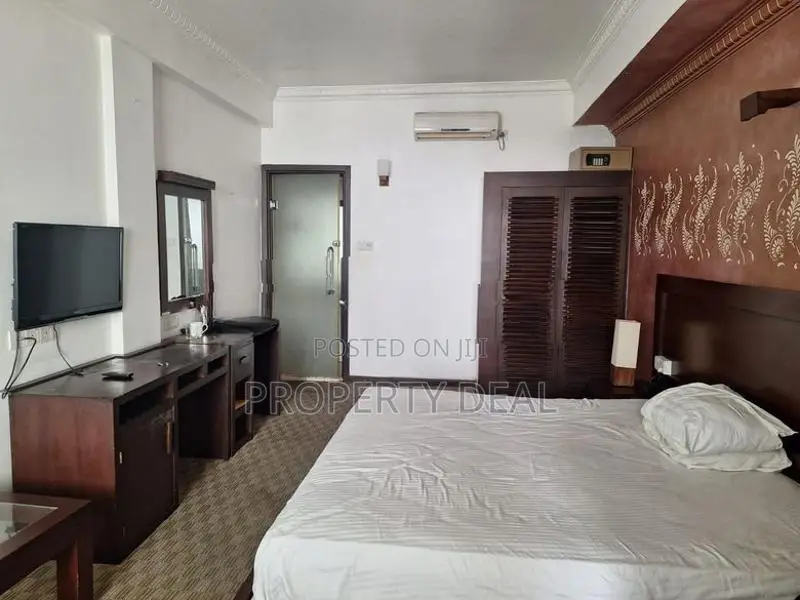 Commercial Building for Rent in Colombo 04 - PDC125