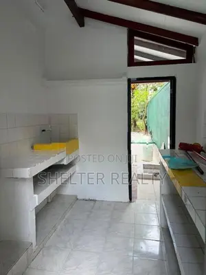 Luxury 3 Bedroom house for rent in Nawala