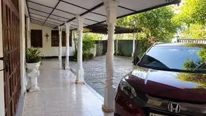 Land with House for Sale in Nugegoda
