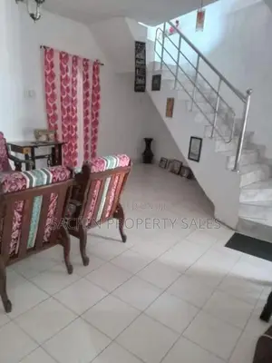 Two-Storey House for Sale in Rawathawatta Junction,moratuwa