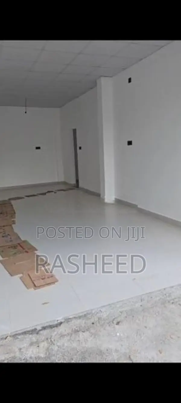Office Building for Rent in Colombo 5