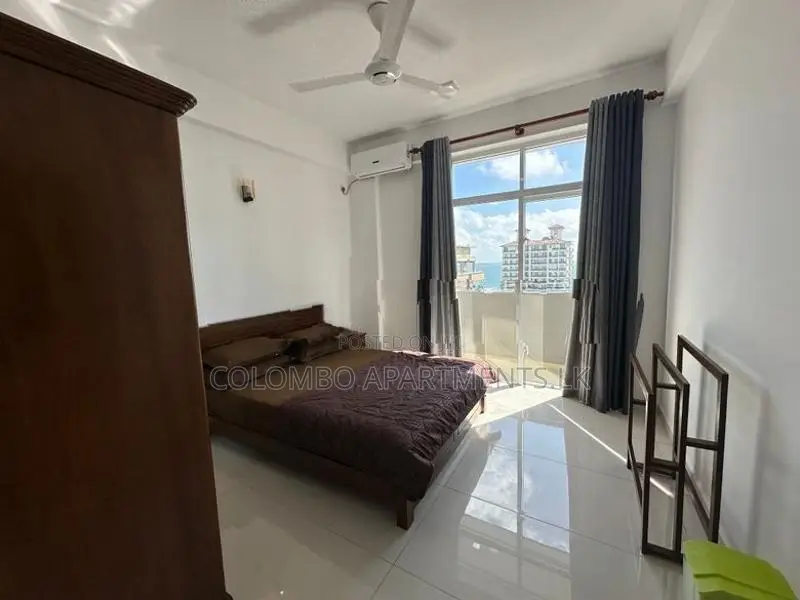 3BHK Furnished Apartment for Long-Term Rental in Wellawatte – CSC902