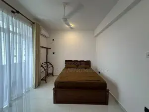 Spacious 3-Bedroom Apartment for Long-Term Rent in Wellawatte – CSCR70