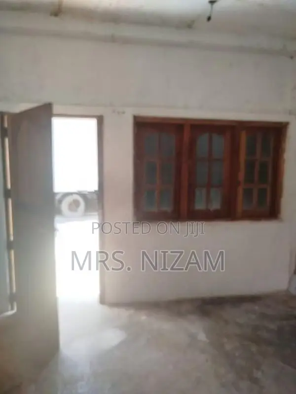 Groung Floor House for Rent - Kalubowila