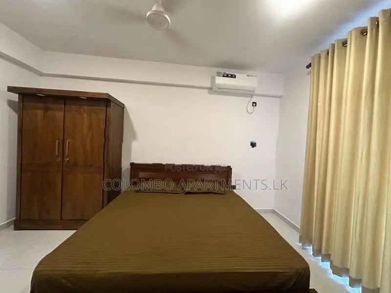 Wellawatte 3BHK Furnished Apartment for Long-Term Rent – CSCR702