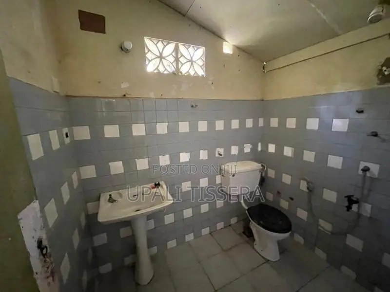 House For Rent - Kadawatha