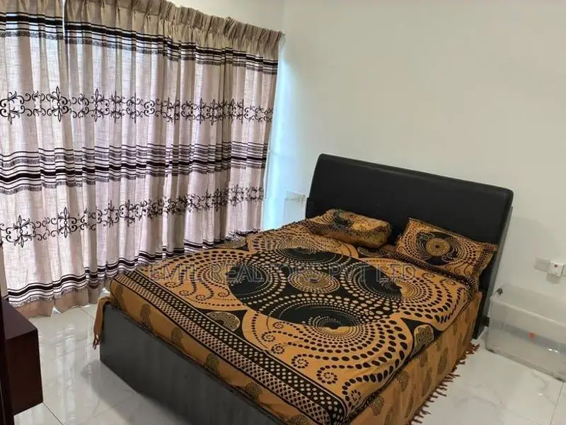 1 Bedroom Apartment for Rent at Colombo 10 (EM023MI)