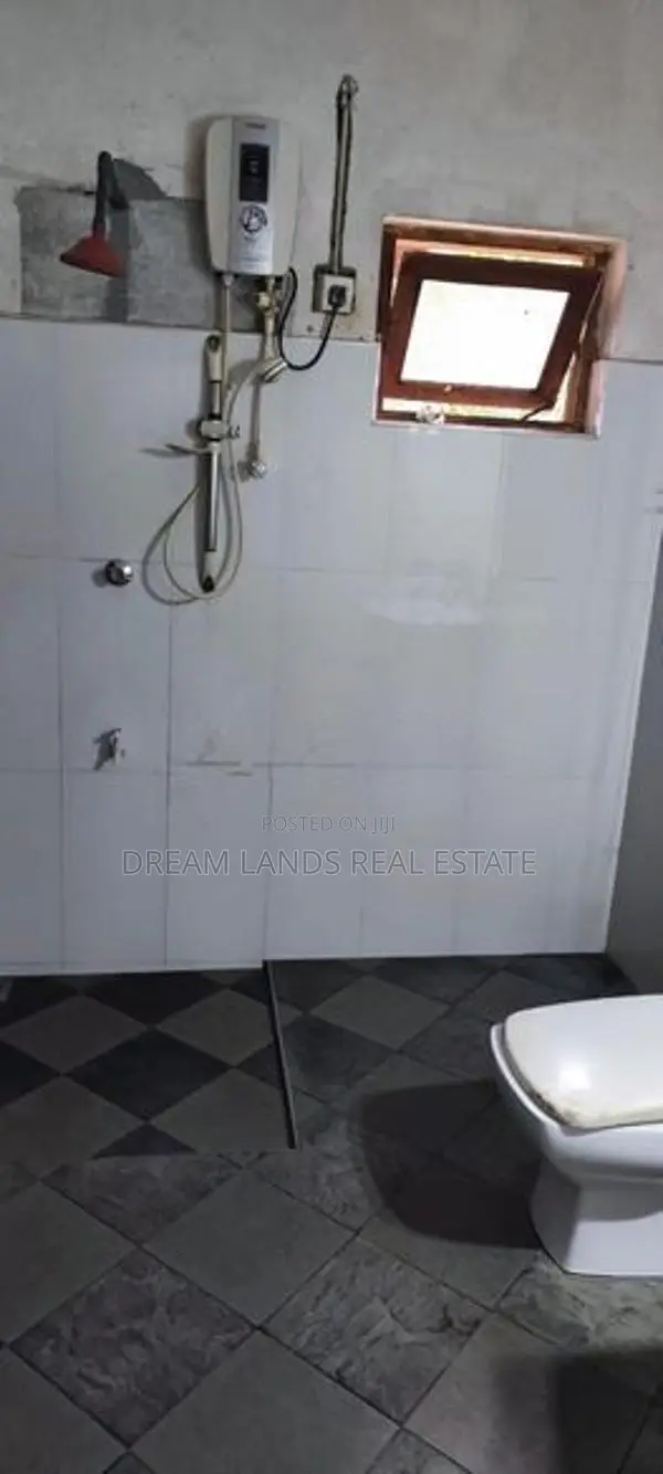 Weyangoda Restaurant/House for Rent ( R- 844 )