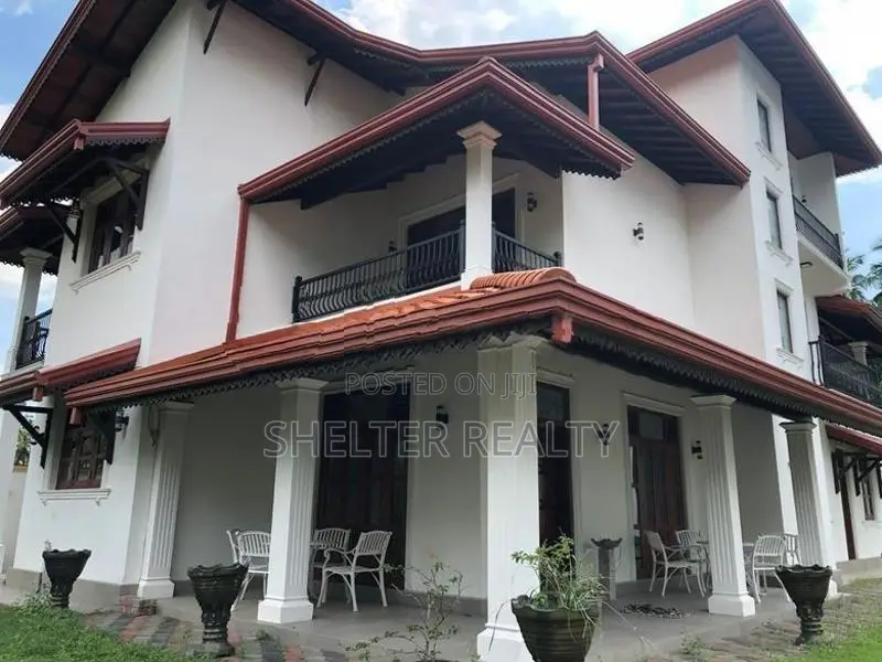 3-Storey House for sale in Kadawatha - Expressway Entrance