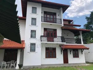 3-Storey House for sale in Kadawatha - Expressway Entrance