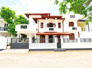 Lake View 6-Bedroom House for Sale – Moratuwa