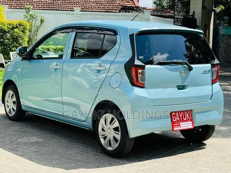 Daihatsu Mira ES X Highest 2025