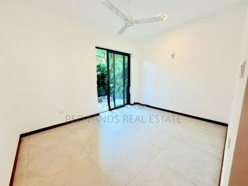 (SH1633) Brand New House for Sale in Battaramulla