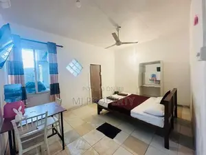 ( YC-1255) Valuable Commercial Guest House Building Sale in Kaduwela