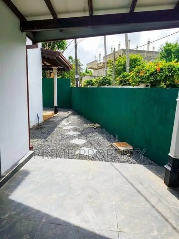ජා-ඇල නගරයේ සම්පූර්ණයෙන් නිම කළ දෙමහල් නිවසක් විකිණීමට