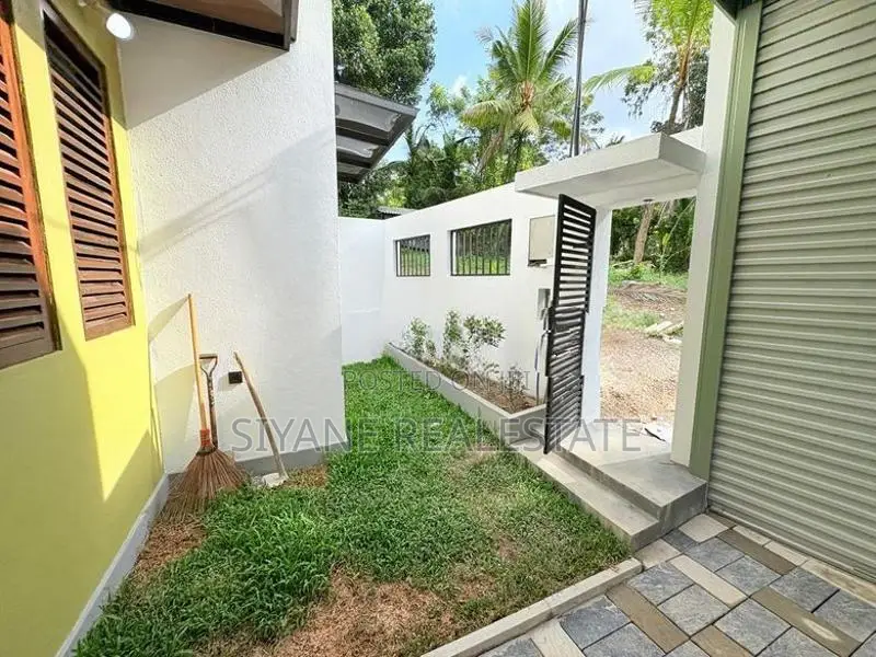 Luxury New House Sale in Hokandara