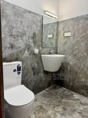 AC / Hot water Rooms for Rent Negombo
