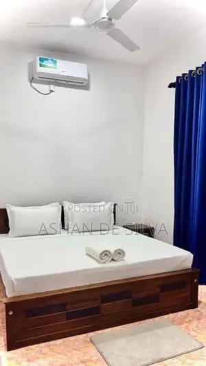 AC / Hot water Rooms for Rent Negombo
