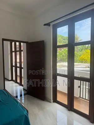Room for Rent-Mount Lavinia (Ladies Only)
