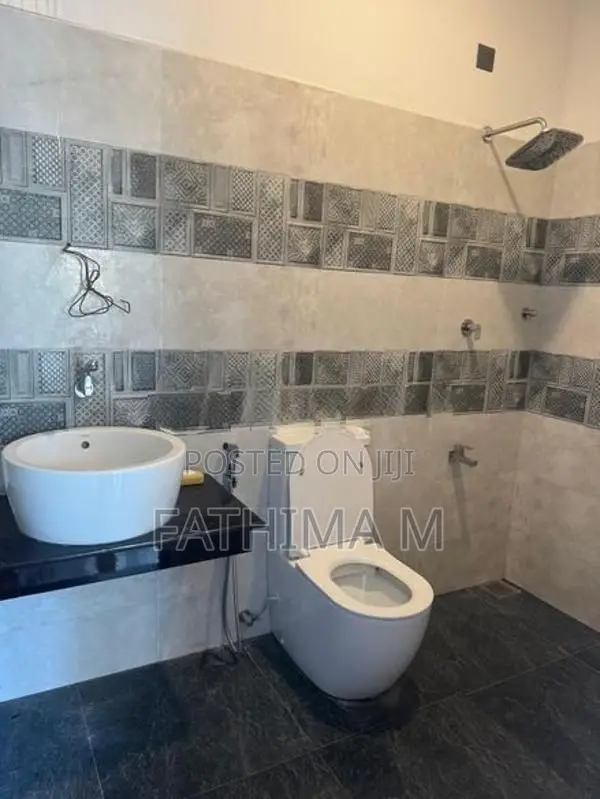 Room for Rent-Mount Lavinia (Ladies Only)