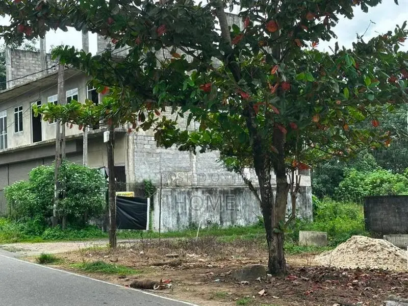 Commercial Land for sale in Padukka
