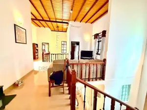 Well-Maintained House for Sale – Thalawathugoda
