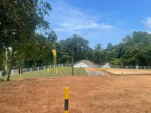 කරාපිටිය නගරයෙන් ඉඩම්