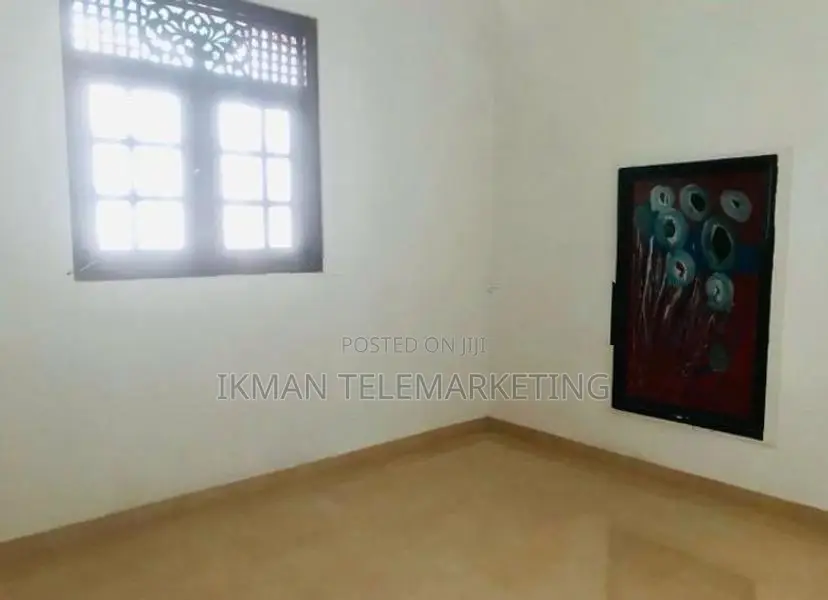 Modern house for rent in Kadawatha Town