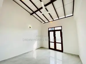 Modern 4 Bedroom House for Sale in Athurugiriya