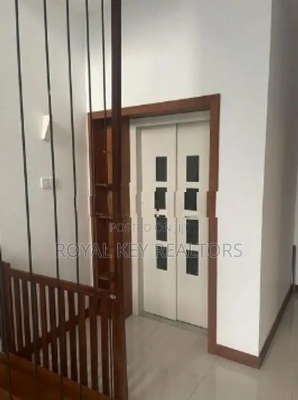 03 Bedroom - Furnished House for Rent In Rajagiriya