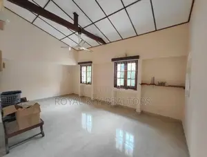 04 Bedroom - Unfurnished House For Rent In Colombo 05
