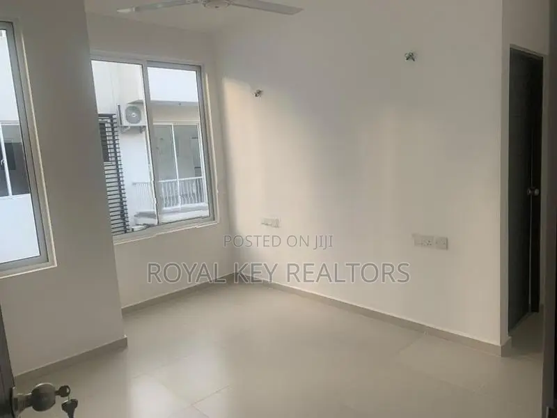 Urban Gateway Residence - 5 Bedroom Apartment in Kottawa For Sale