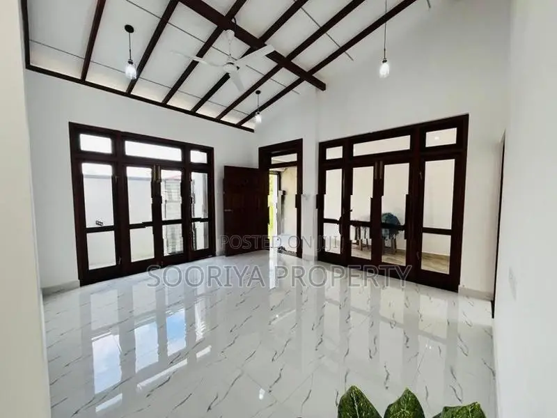 Beautiful Brand New House for Sale in Polgasowita Kahathuduwa