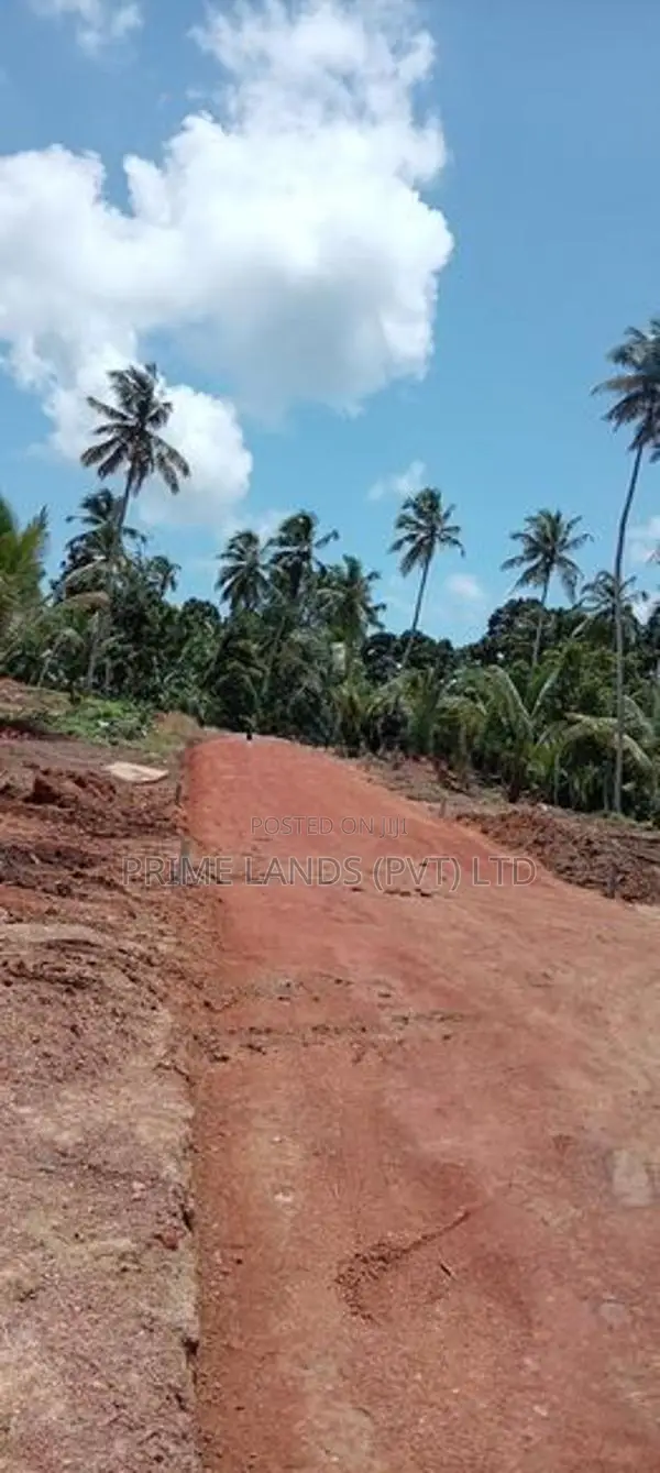 හික්කඩුව මාජුවානෙන් අගනා නේවාසික බිම් කොටස්