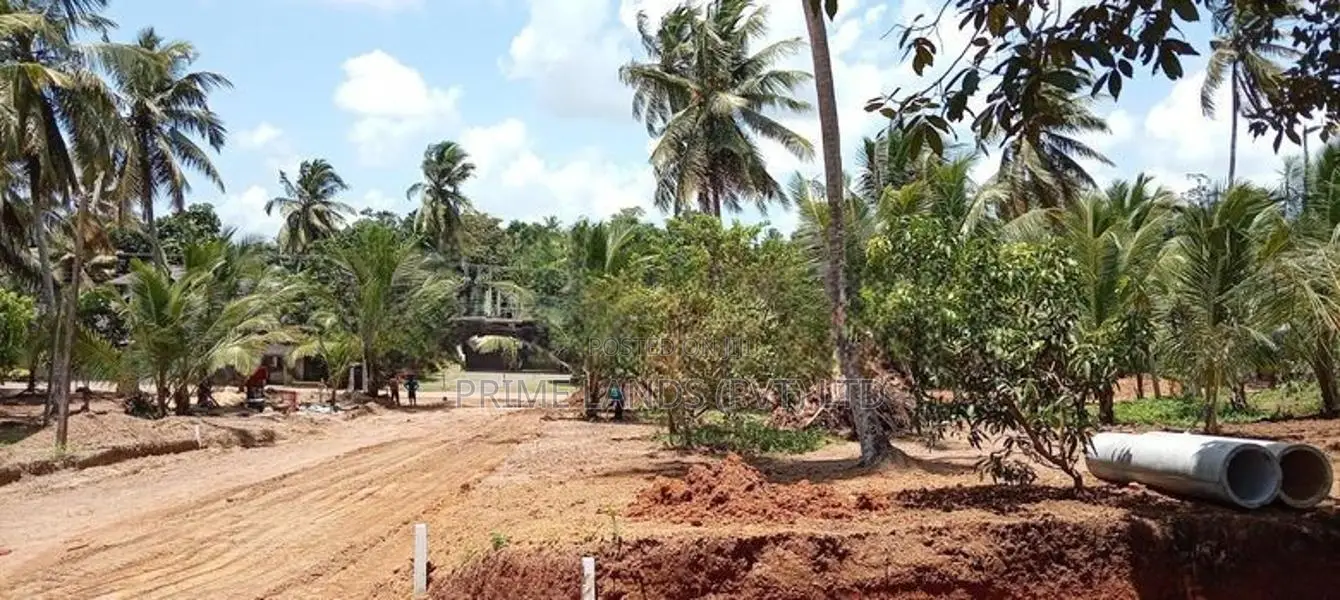 හික්කඩුව මාජුවානෙන් අගනා නේවාසික බිම් කොටස්