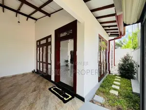 Super Luxury Brand New House for Sale in Piliyandala Kahathuduwa