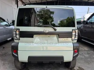 Daihatsu Taft G Chrome Dark Ventur 2023