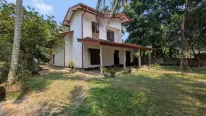 කිරිදිවැල, වතුරගමෙන් වටිනා දෙමහල් නිවසක් විකිණීමට