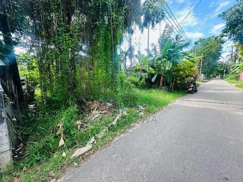 18.40 Perch Land for Sale Kurana, Negombo